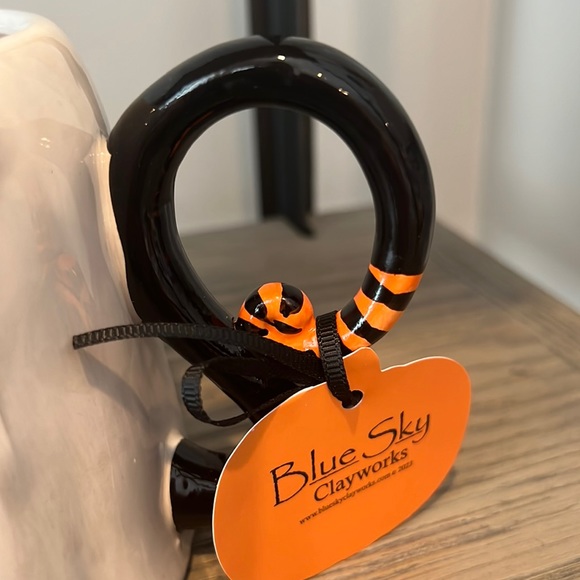 Blue Sky Clayworks, Halloween black cat in ghost costume mug - Picture 4 of 6